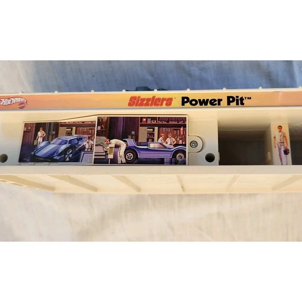 Vtg Target Exclusive 2007 Hot Wheels Sizzlers Power Pit Untested Battery Powered